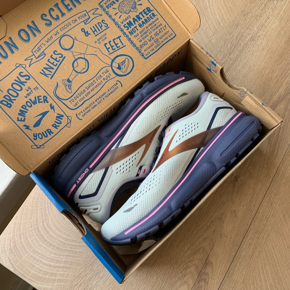 Women's Brooks Ghost 15 Running Shoes